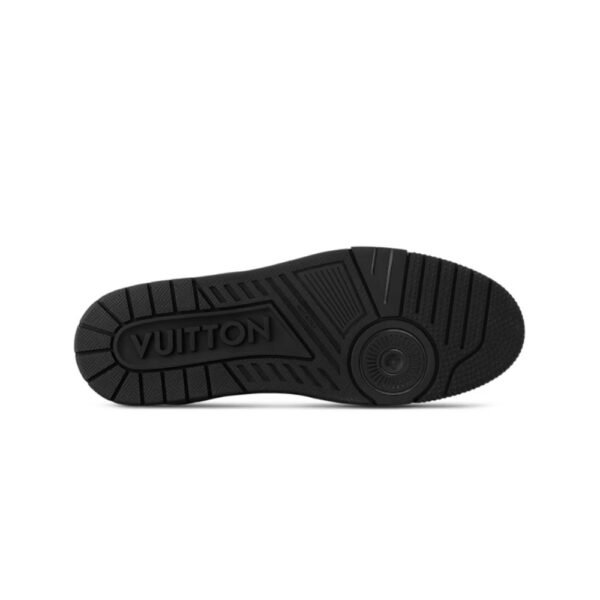 LOUIS VUITTON - LV Trainers - Image 5